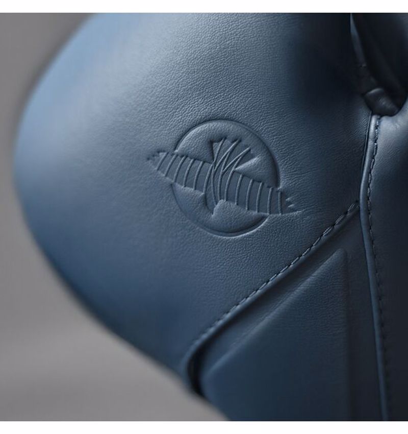 Hayabusa E1 Leather Boxing Gloves-navy